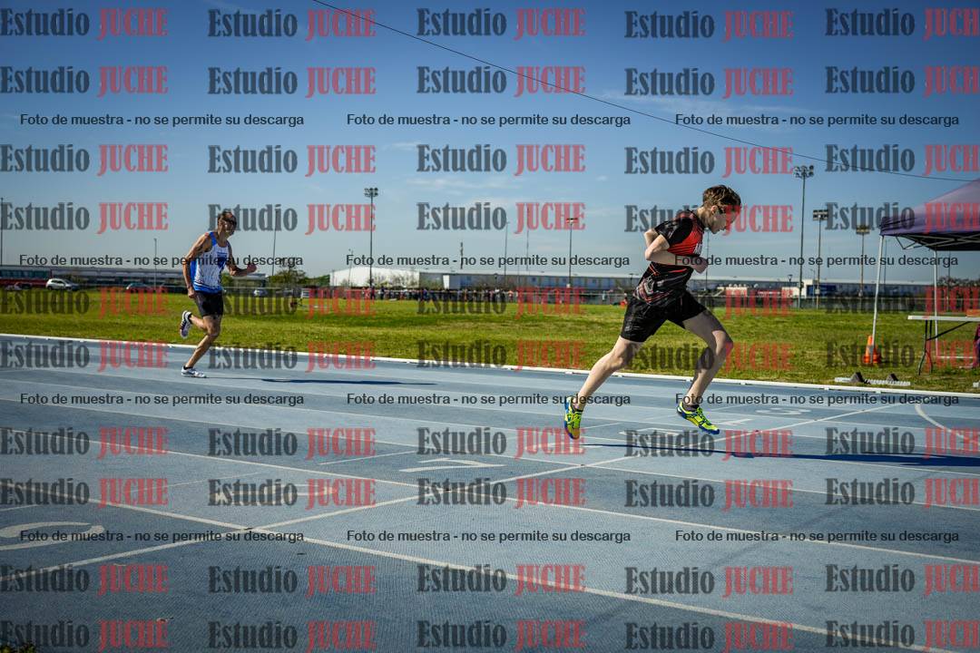 Fotos de los 400 m llanos de varones