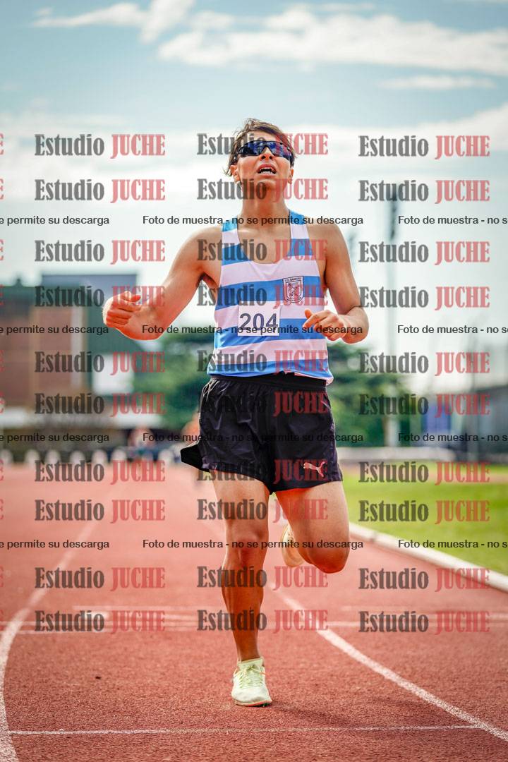 Fotos de los 800 m llanos de varones