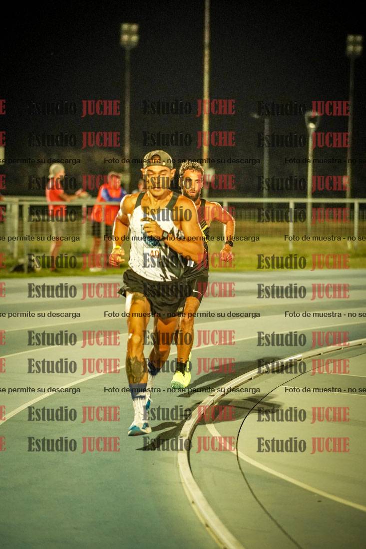 Fotos de los 3000 m llanos de varones