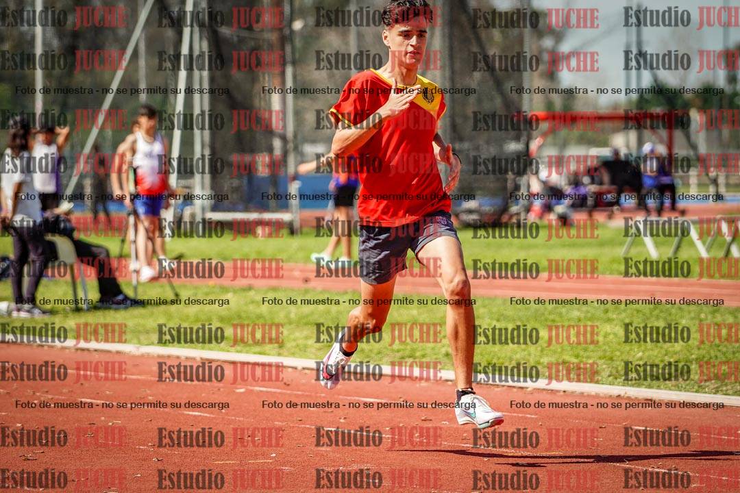 Fotos de los 400 m llanos de varones