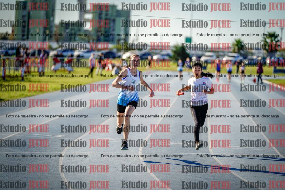 Fotos de las postas 5x80 m de mujeres