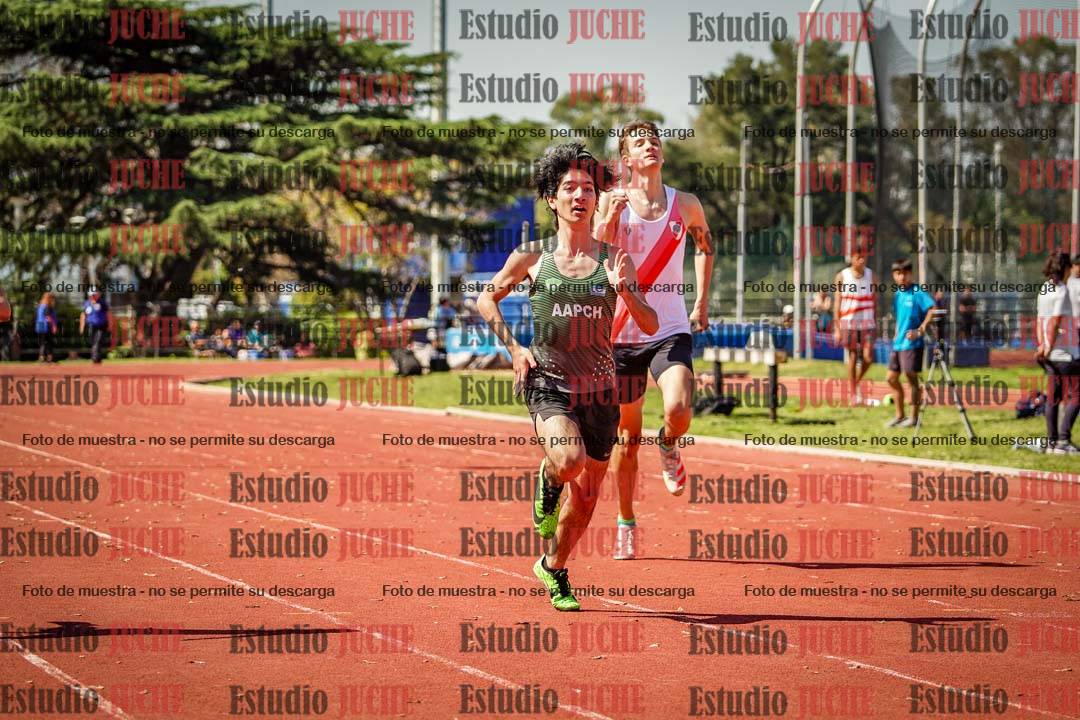 Fotos de los 400 m llanos de varones