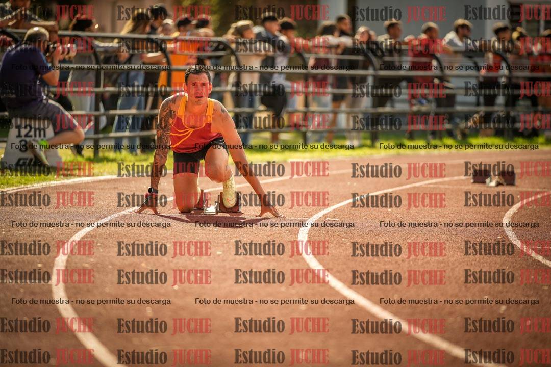 Fotos de los 400 m llanos de varones