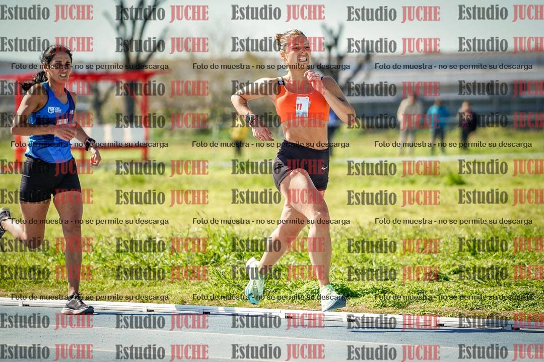 Fotos de los 5000 m llanos de mujeres y varones