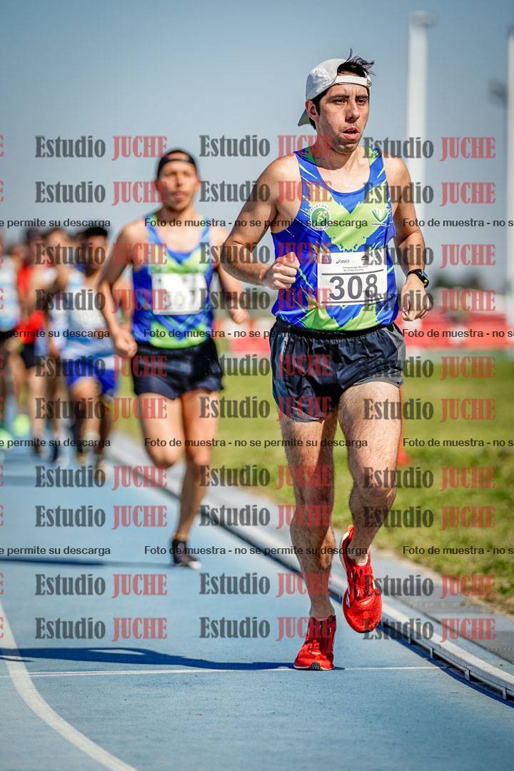 Fotos de los 3000 m llanos de varones