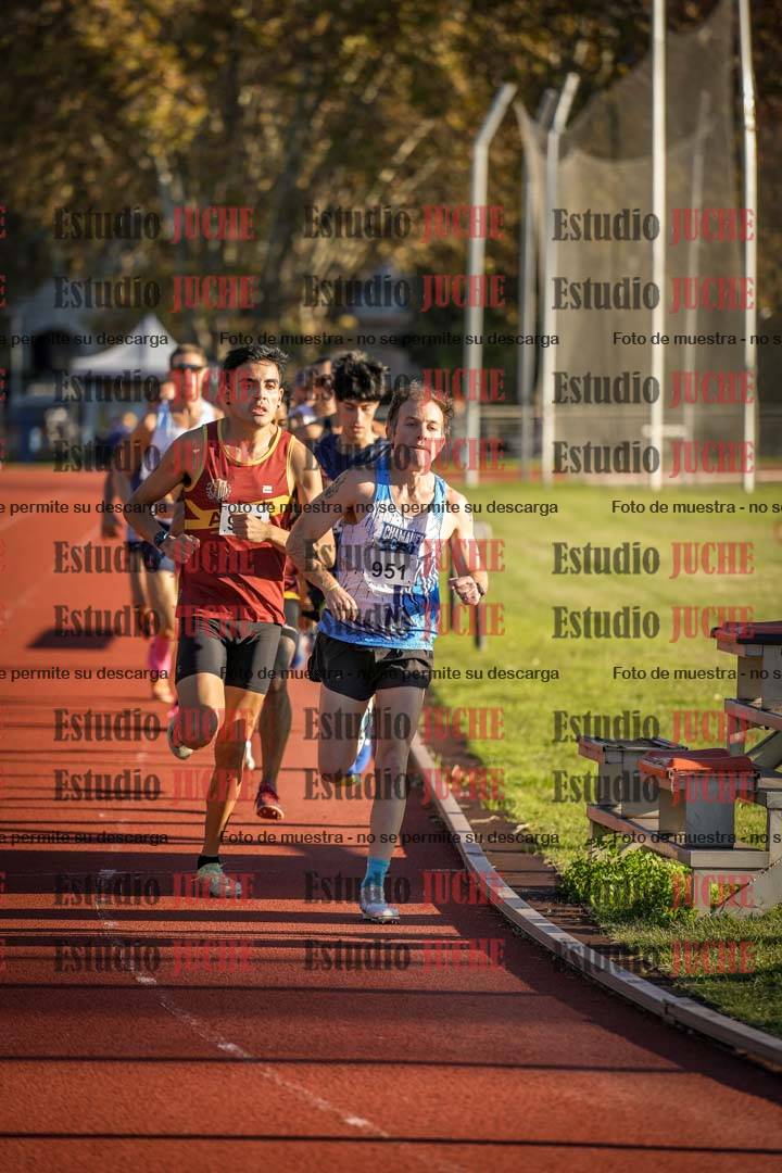 Fotos de los 3000 m llanos de varones