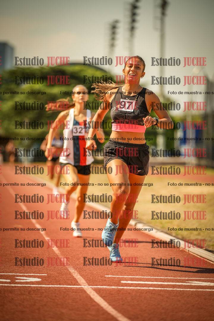 Fotos de los 800 m llanos de mujeres
