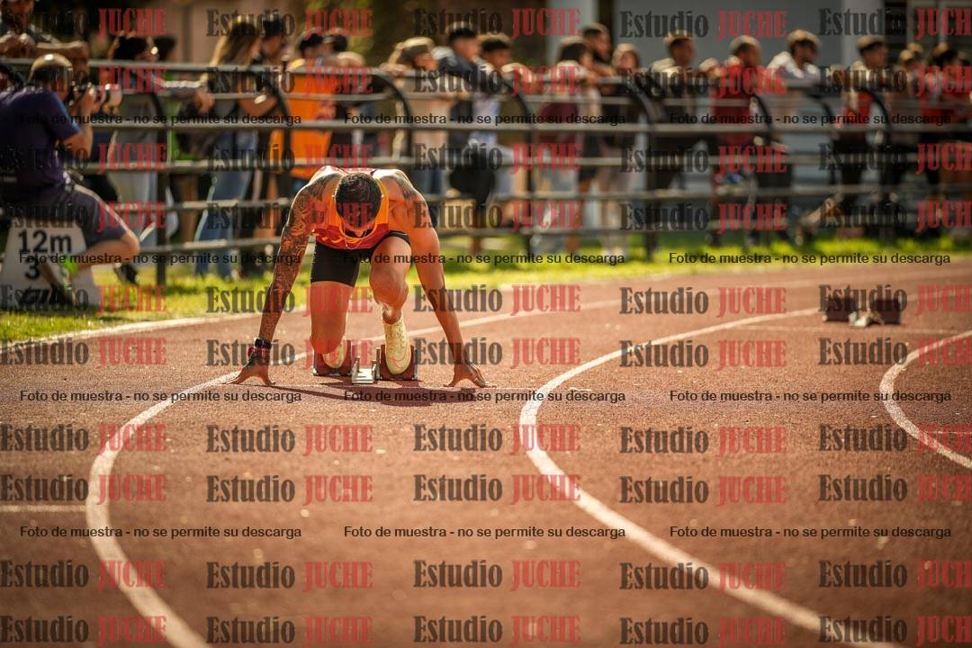 Fotos de los 400 m llanos de varones