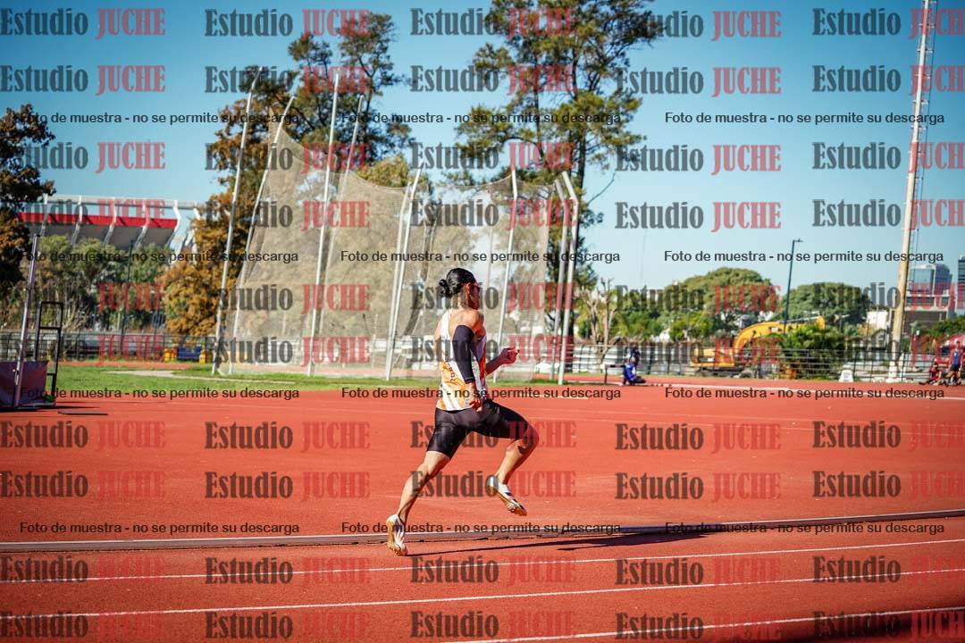 Fotos de los 400 m llanos de varones