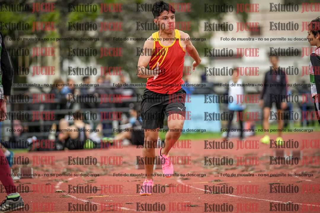 Fotos de los 200 m llanos de varones