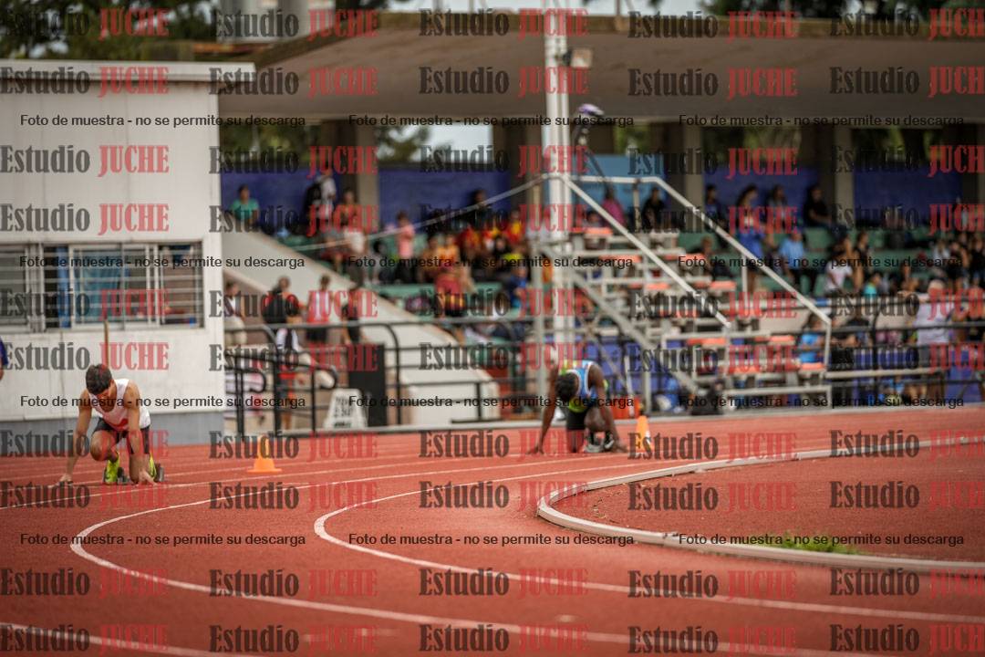 Fotos de los 400 m llanos de varones