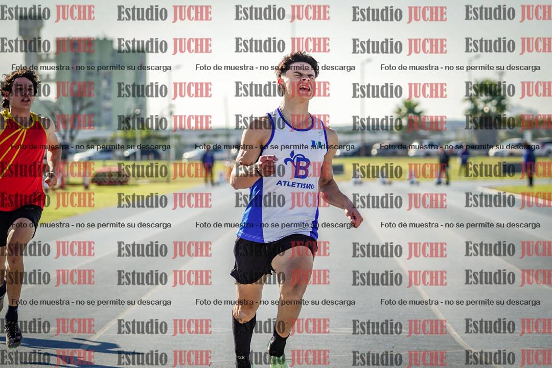 Fotos de los 100 m llanos de varones - FINAL
