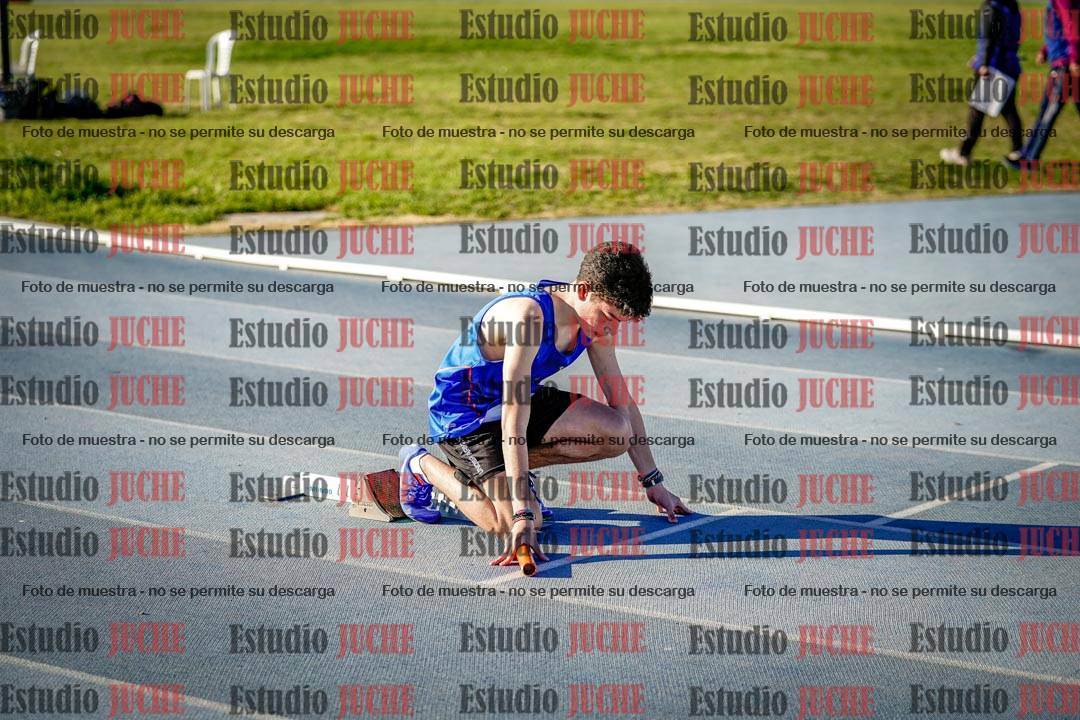 Fotos de las postas 5x80 m de varones