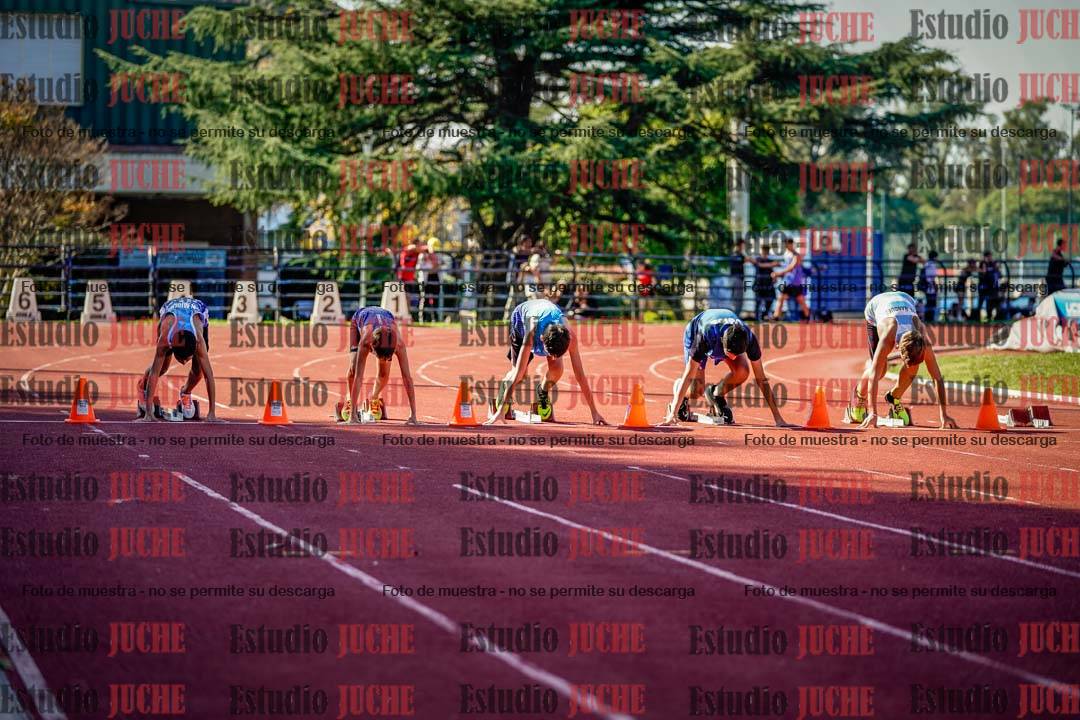 Fotos de los 80 m de varones