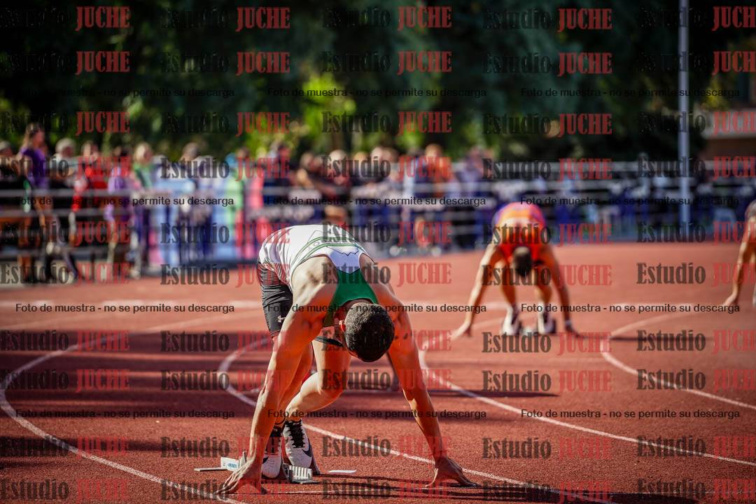 Fotos de los 400 m llanos de varones