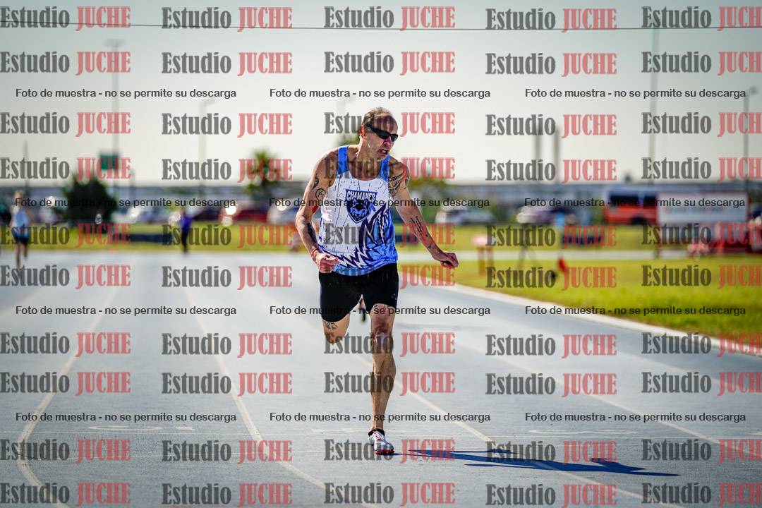 Fotos de los 400 m llanos de varones