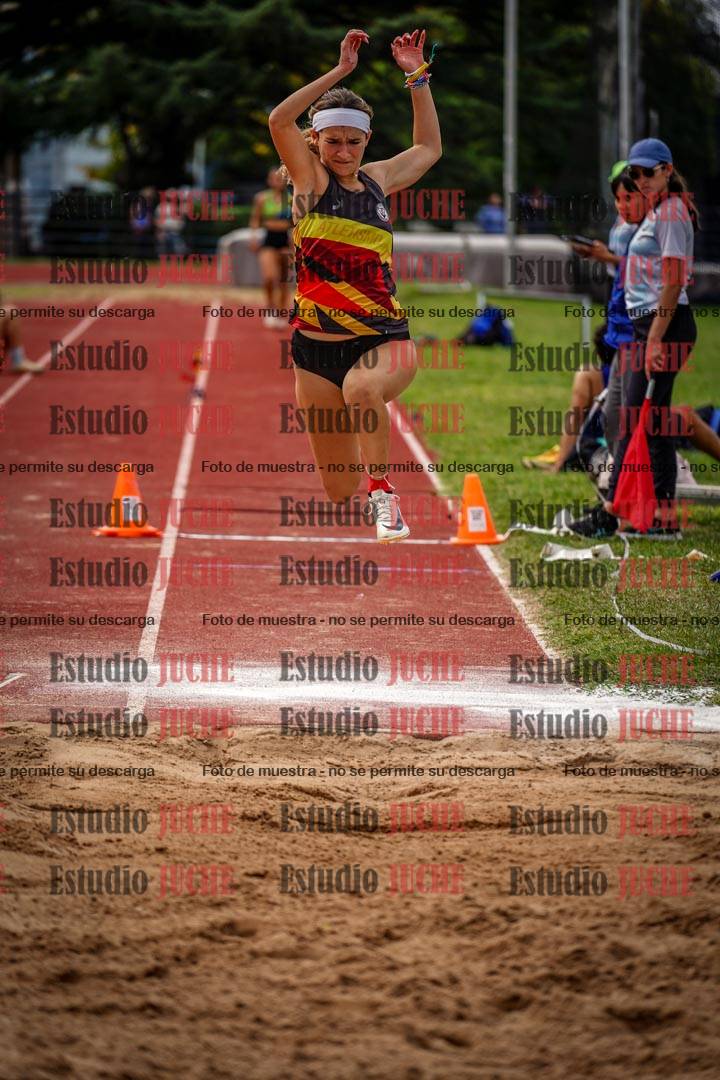 Fotos del salto triple de mujeres y varones