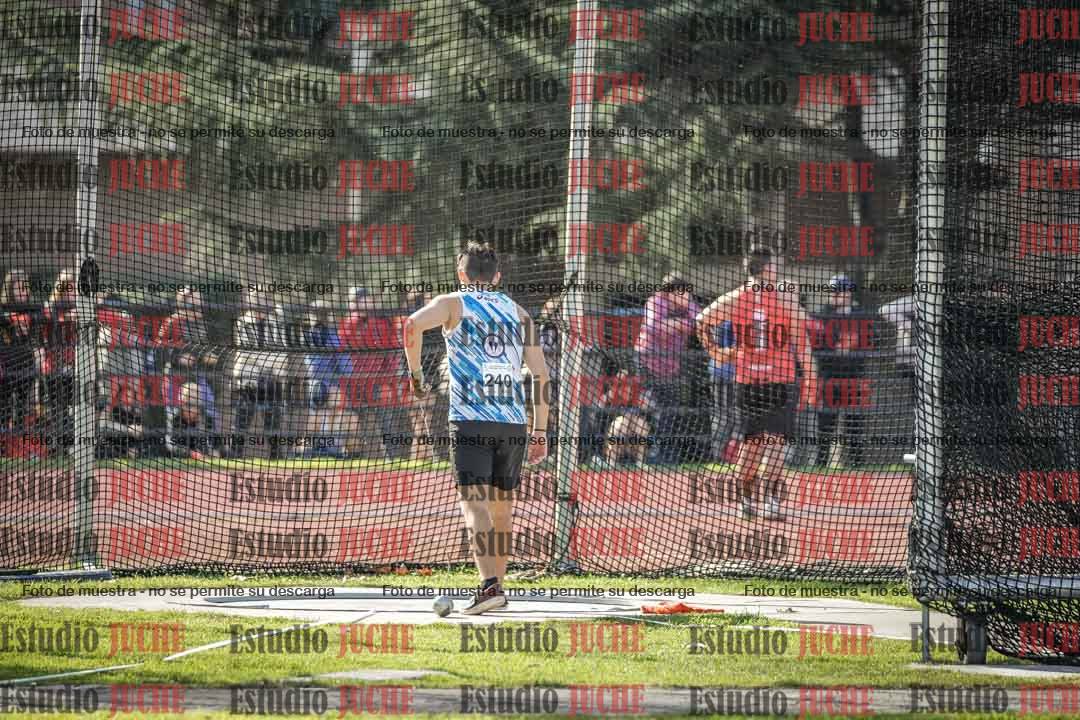 Fotos del lanzamiento de martillo de varones