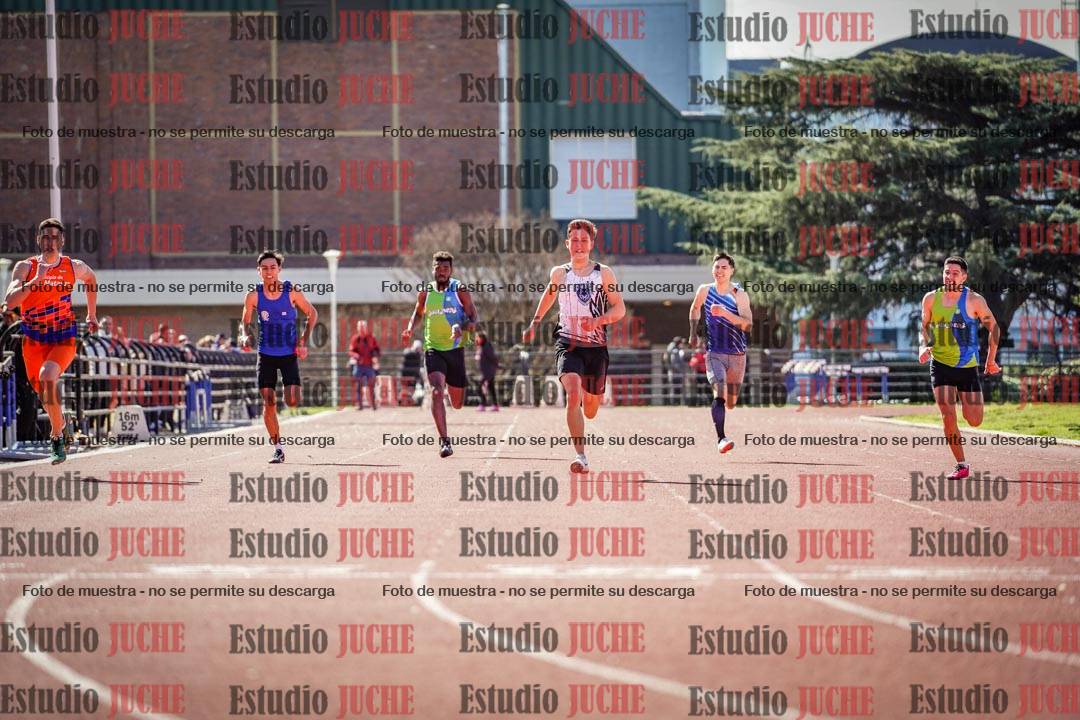 Fotos de los 200 m llanos de varones