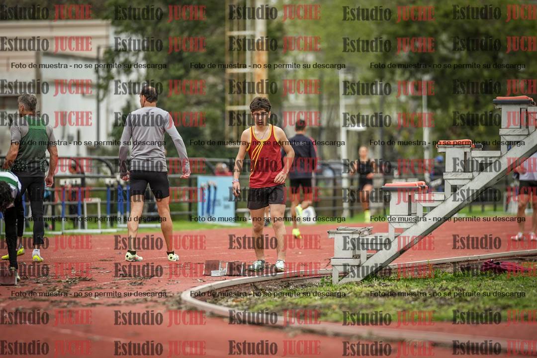 Fotos de los 200 m llanos de varones