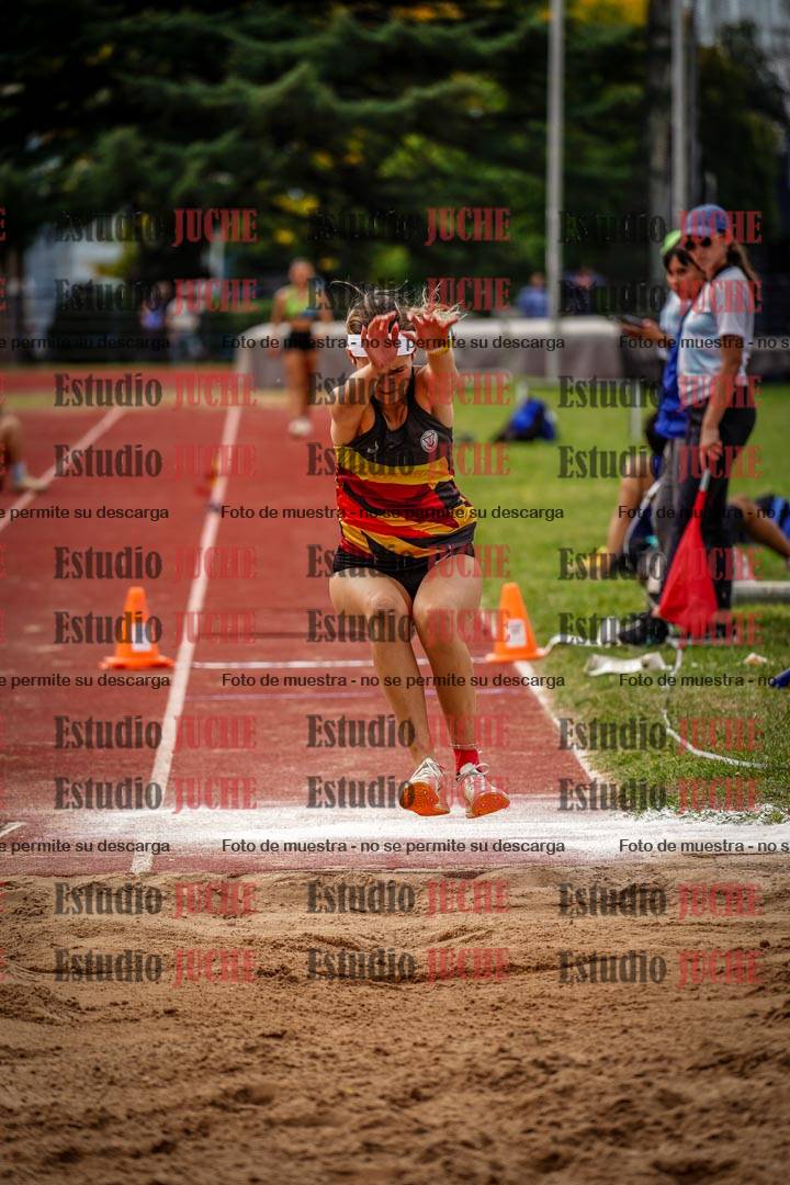Fotos del salto triple de mujeres y varones