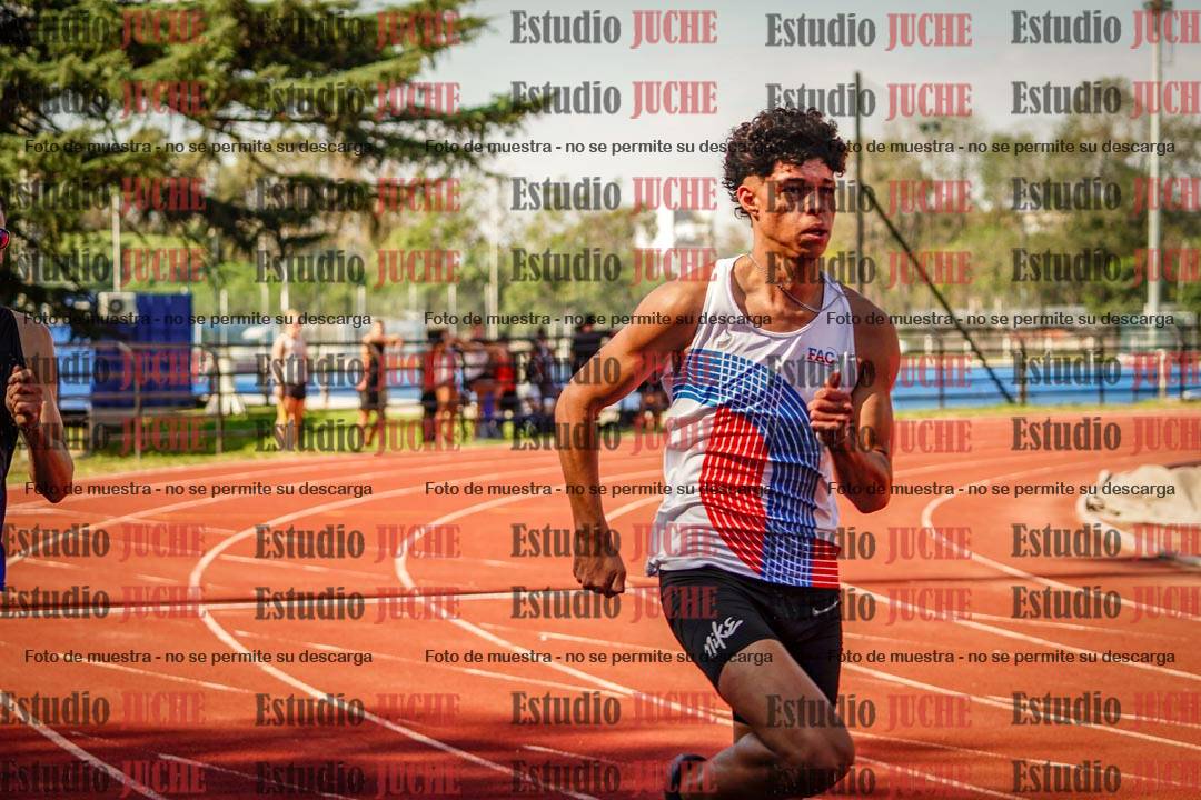 Fotos de los 400 m llanos de varones