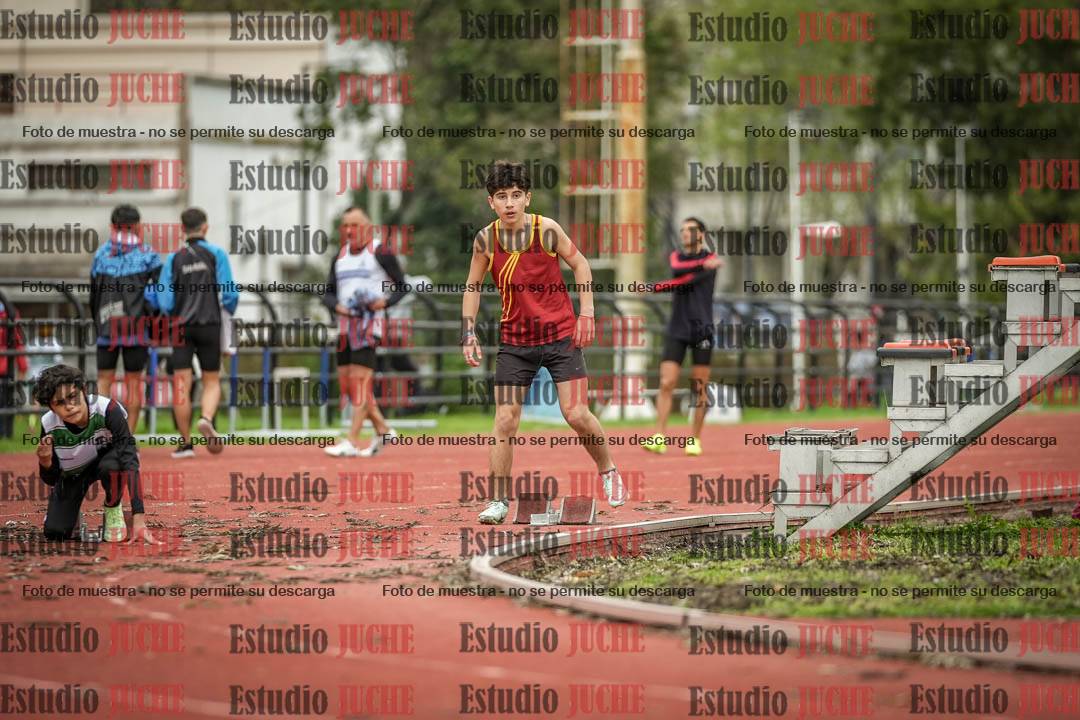 Fotos de los 200 m llanos de varones