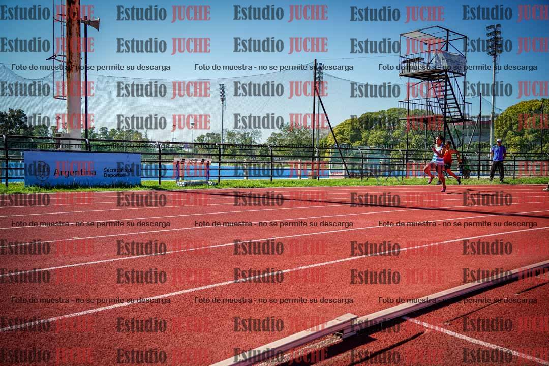 Fotos de los 200 m llanos de varones