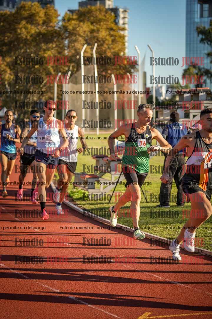 Fotos de los 3000 m llanos de varones
