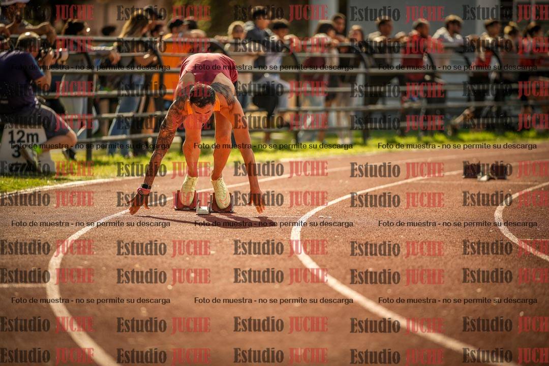 Fotos de los 400 m llanos de varones