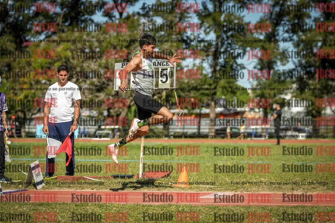Fotos del salto triple de varones