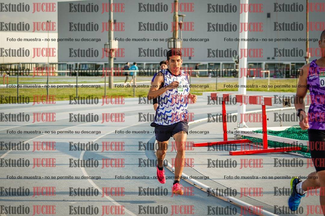 Fotos de los 3000 m llanos de varones