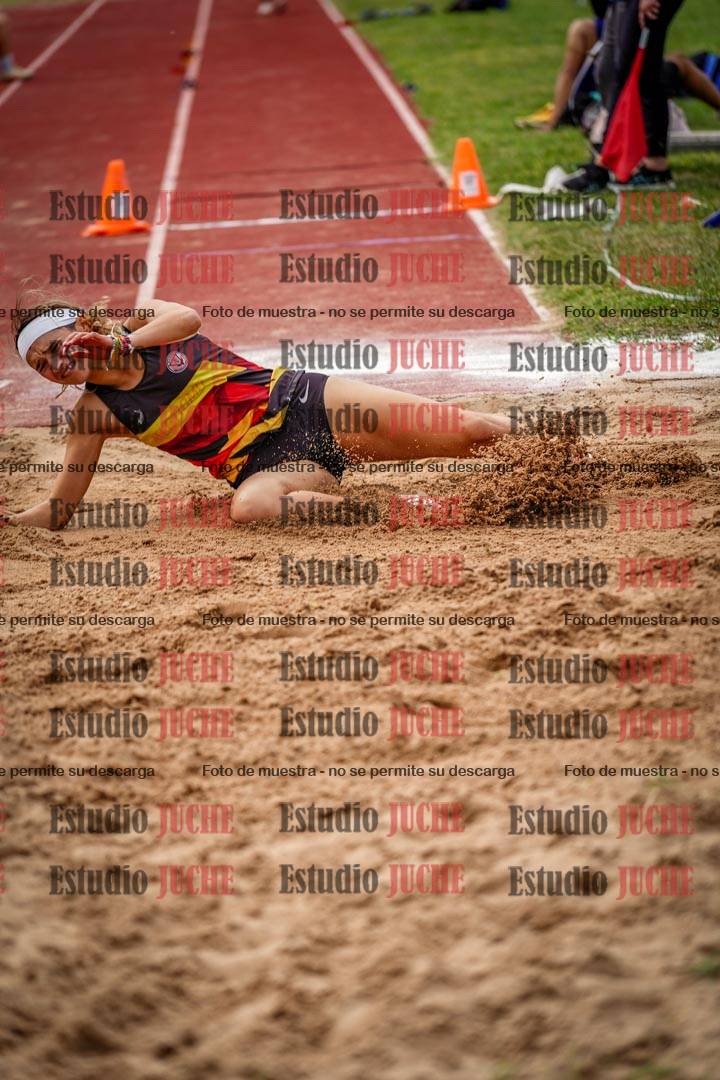 Fotos del salto triple de mujeres y varones