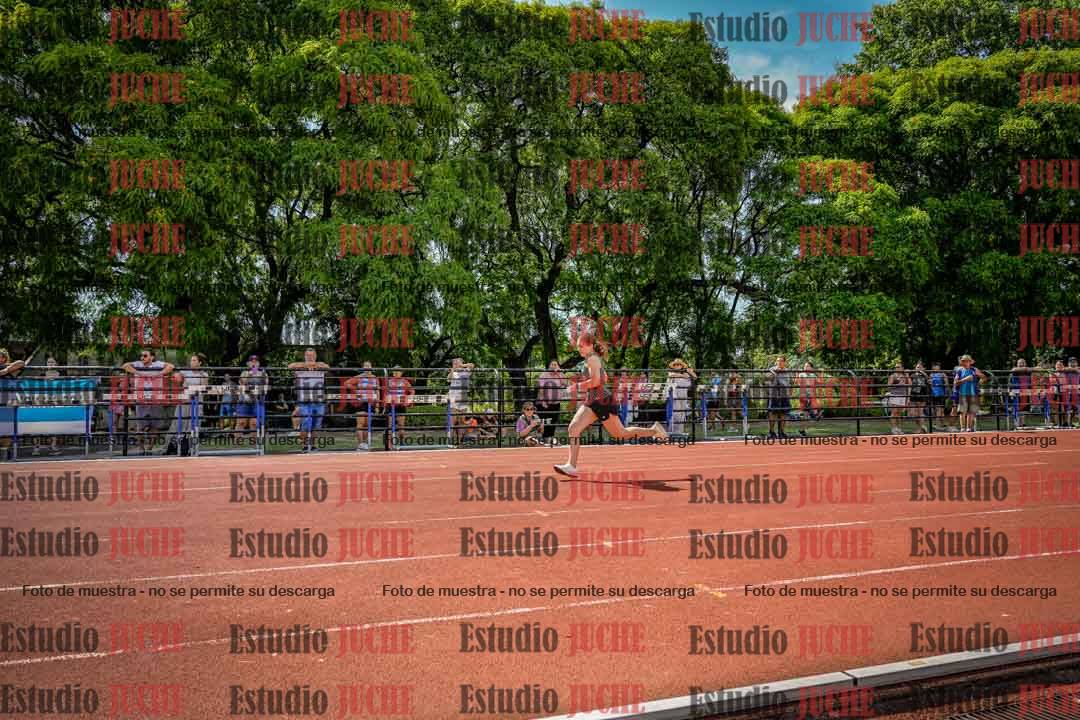 Fotos de los 80 m llanos de mujeres