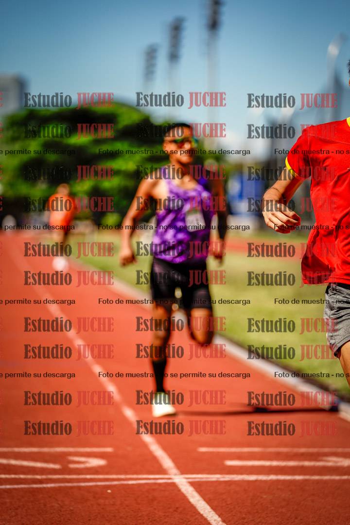 Fotos de los 800 m llanos de varones