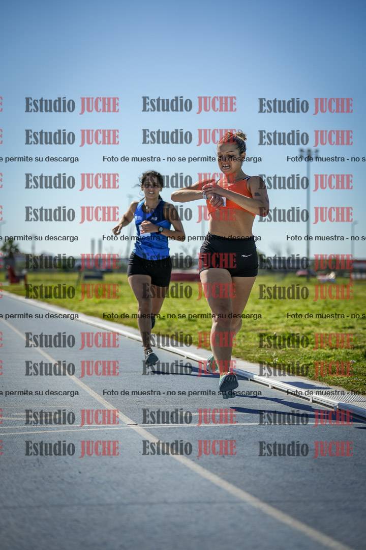 Fotos de los 5000 m llanos de mujeres y varones