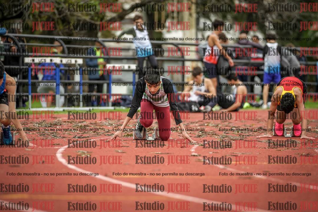 Fotos de los 200 m llanos de varones