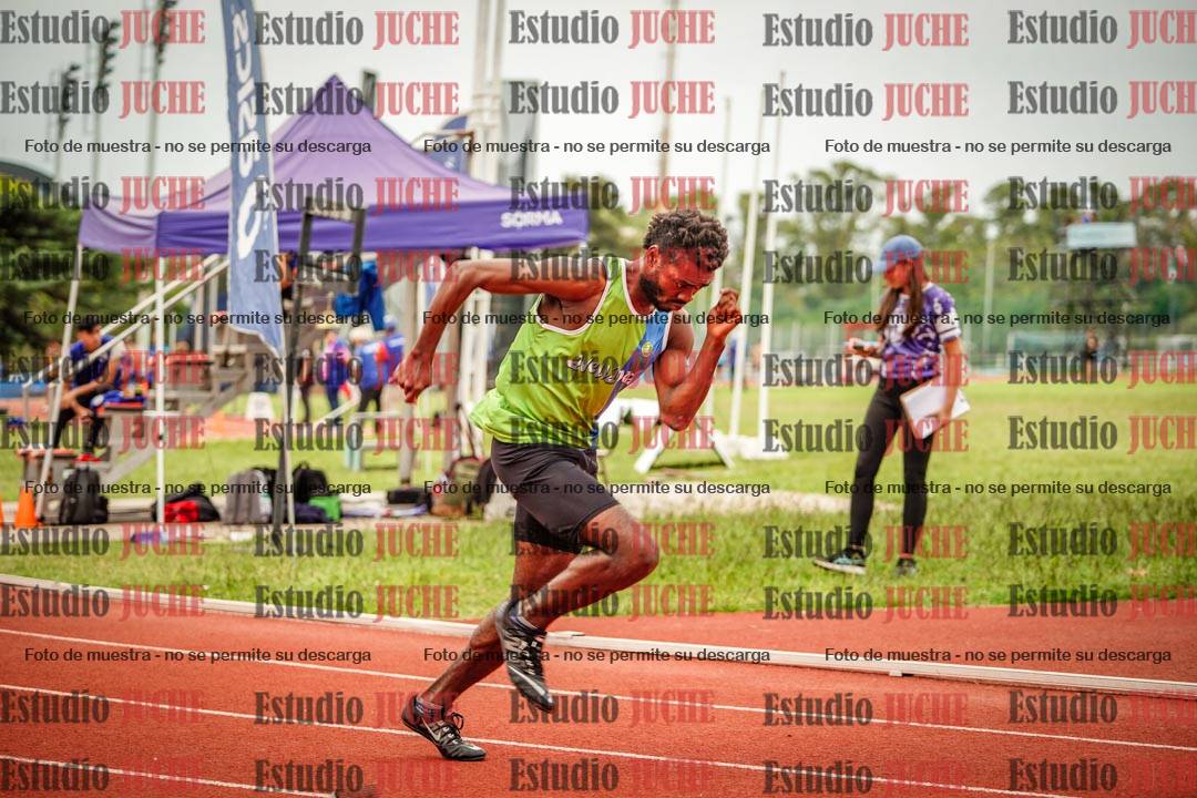 Fotos de los 400 m llanos de varones