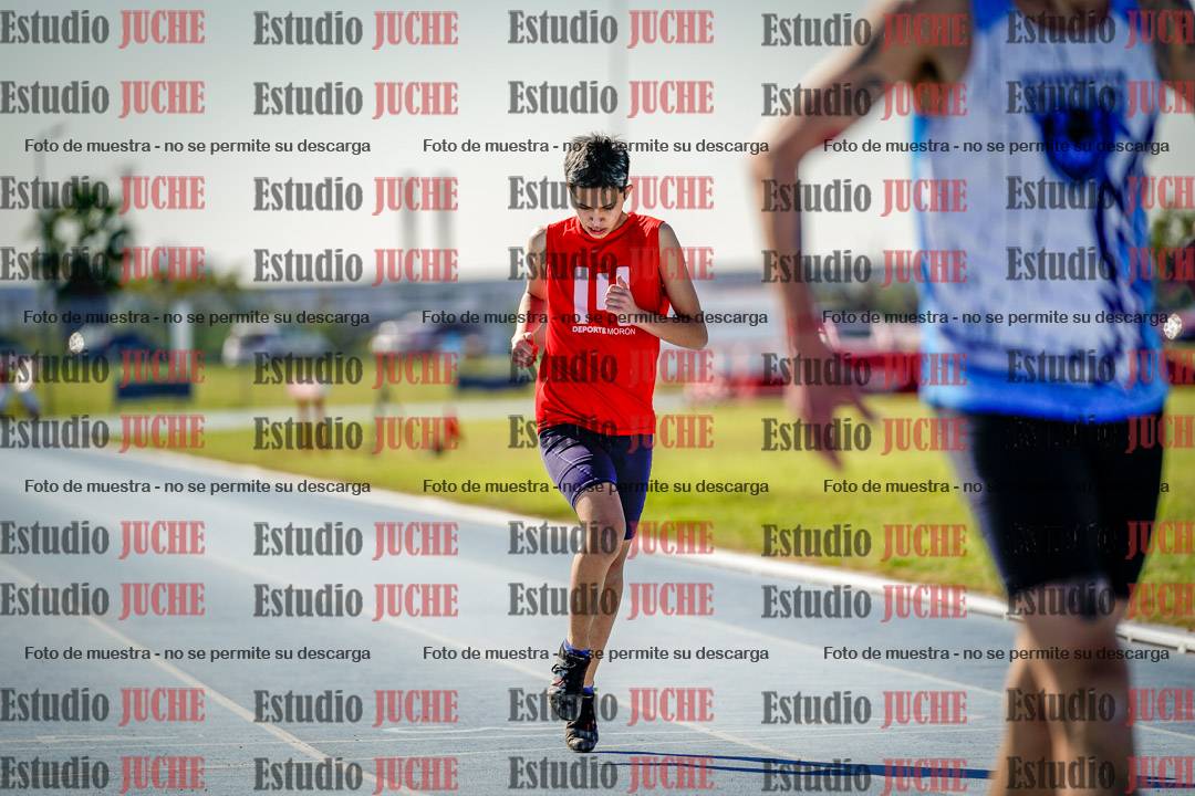 Fotos de los 400 m llanos de varones