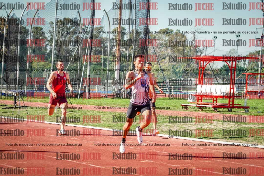Fotos de los 400 m llanos de varones