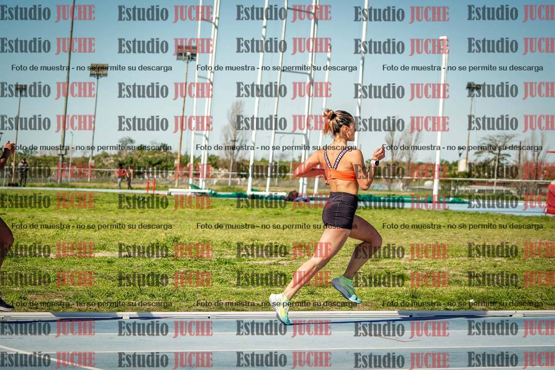 Fotos de los 5000 m llanos de mujeres y varones