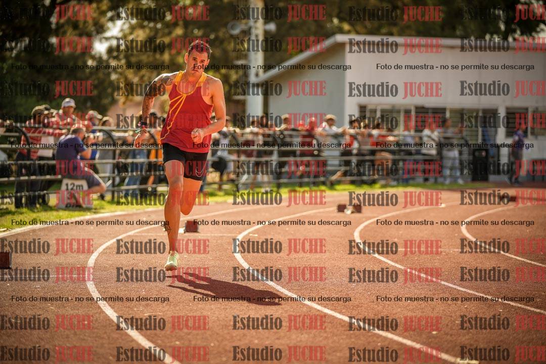 Fotos de los 400 m llanos de varones
