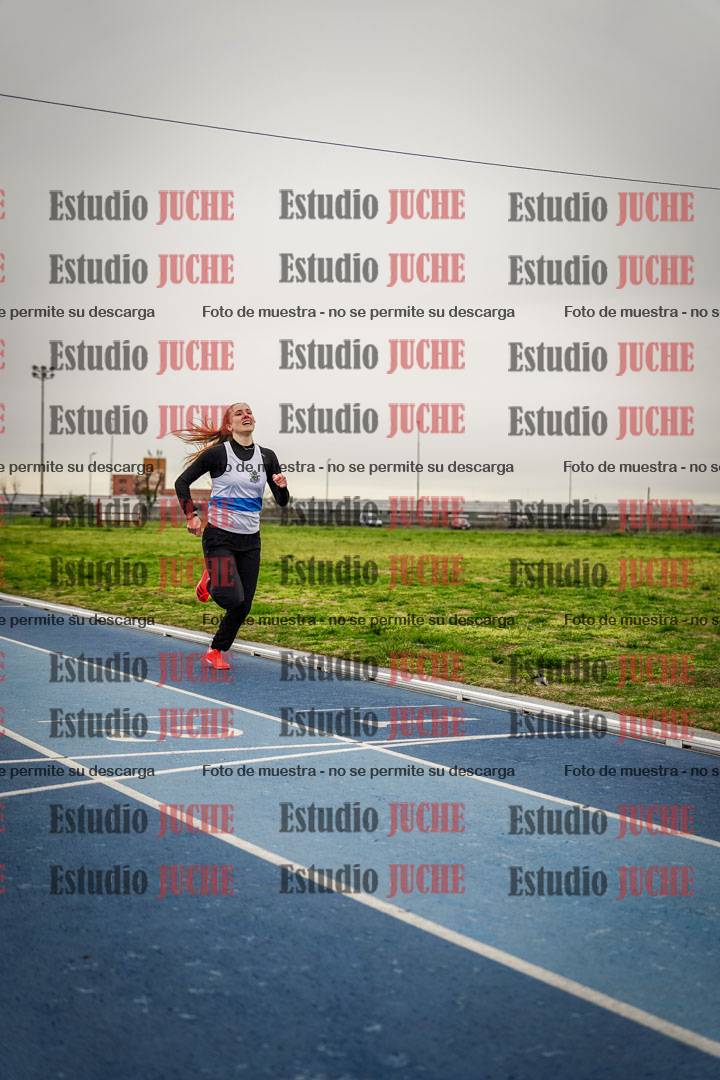 Fotos de los 800 m llanos de varones - heptatlón y hexatlón