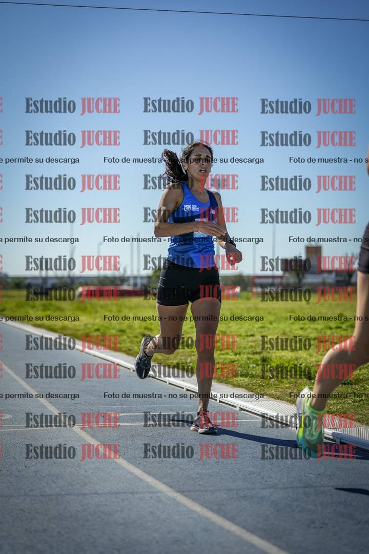 Fotos de los 5000 m llanos de mujeres y varones