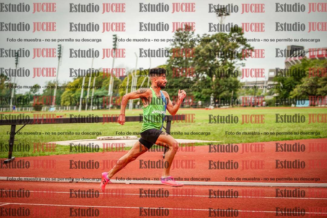 Fotos de los 400 m llanos de varones