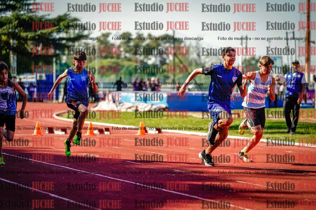 Fotos de los 80 m de varones