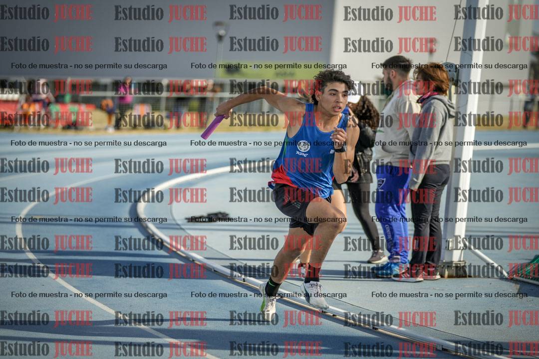 Fotos de las Postas 8x200 m mixta
