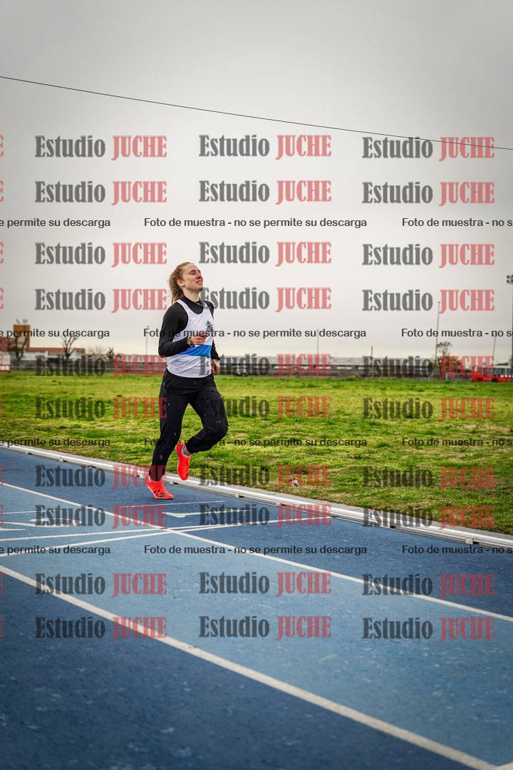 Fotos de los 800 m llanos de varones - heptatlón y hexatlón