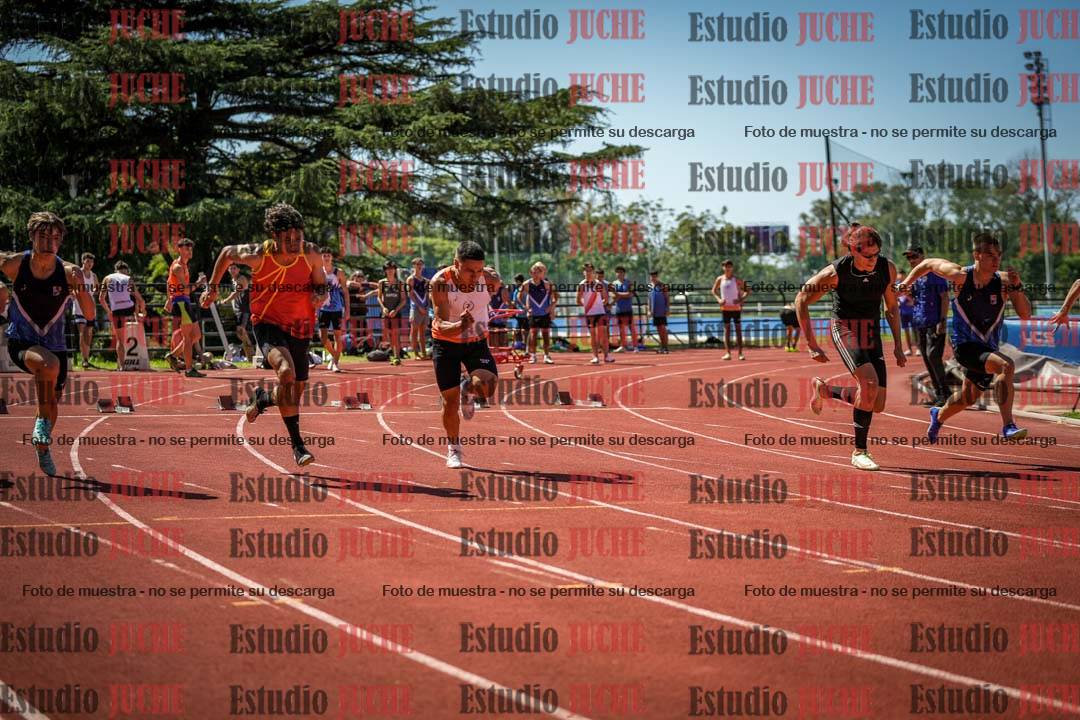 Fotos de los 100 m llanos de varones