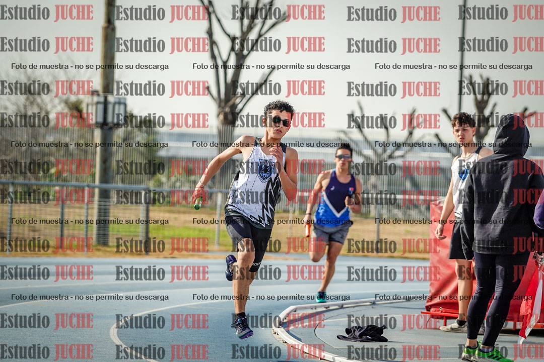 Fotos de las Postas 8x200 m mixta